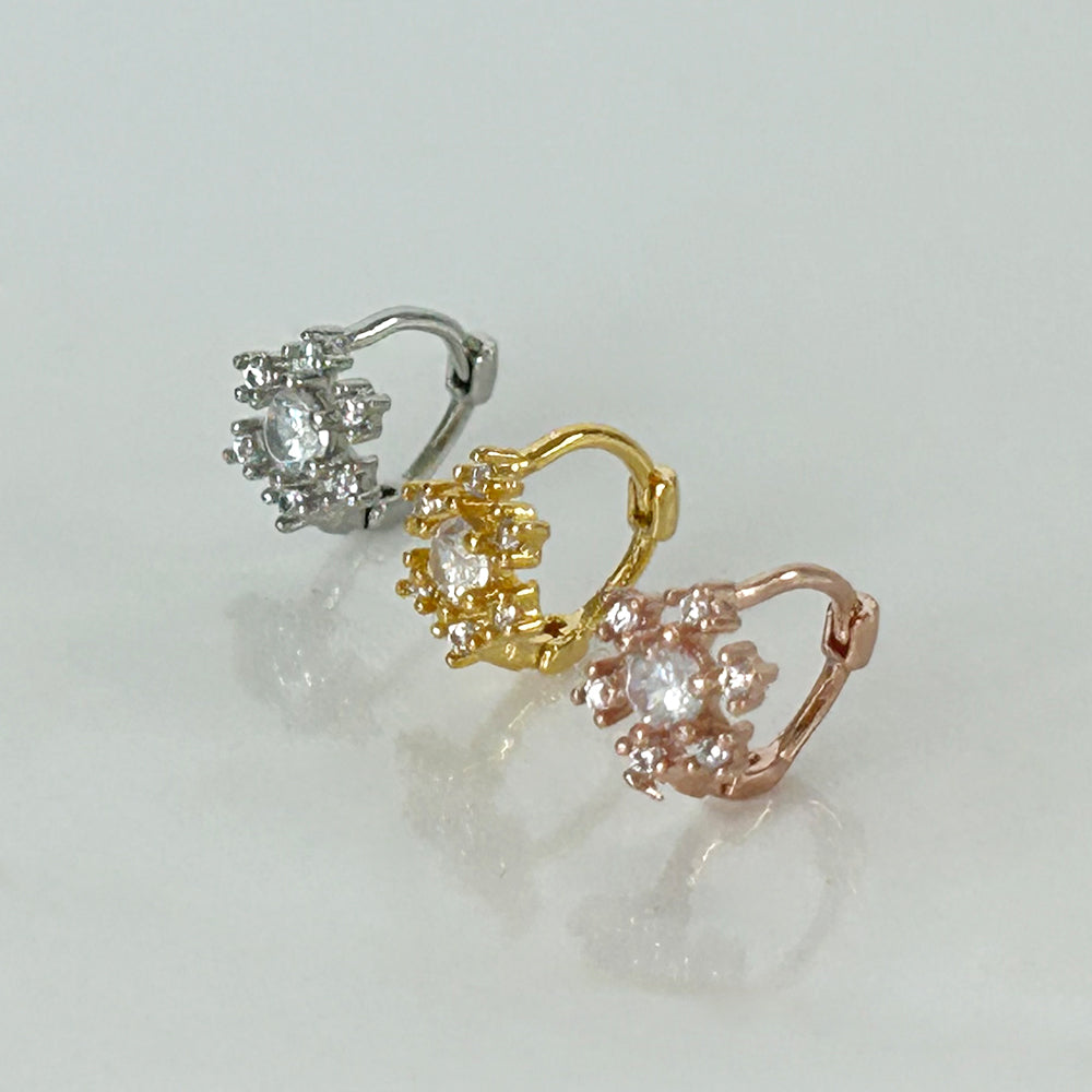 MN 147 ［サージカルステンレス］キュービックワンタッチ星，雪の結晶ピアス