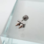 A9 244 ［サージカルステンレス］フラットスパイクピアス