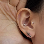 YLR 020 ［サージカルステンレス］ナイフラブレットピアス