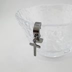 YEH 009 ［サージカルステンレス］十字架スチールドロップワンタッチピアス