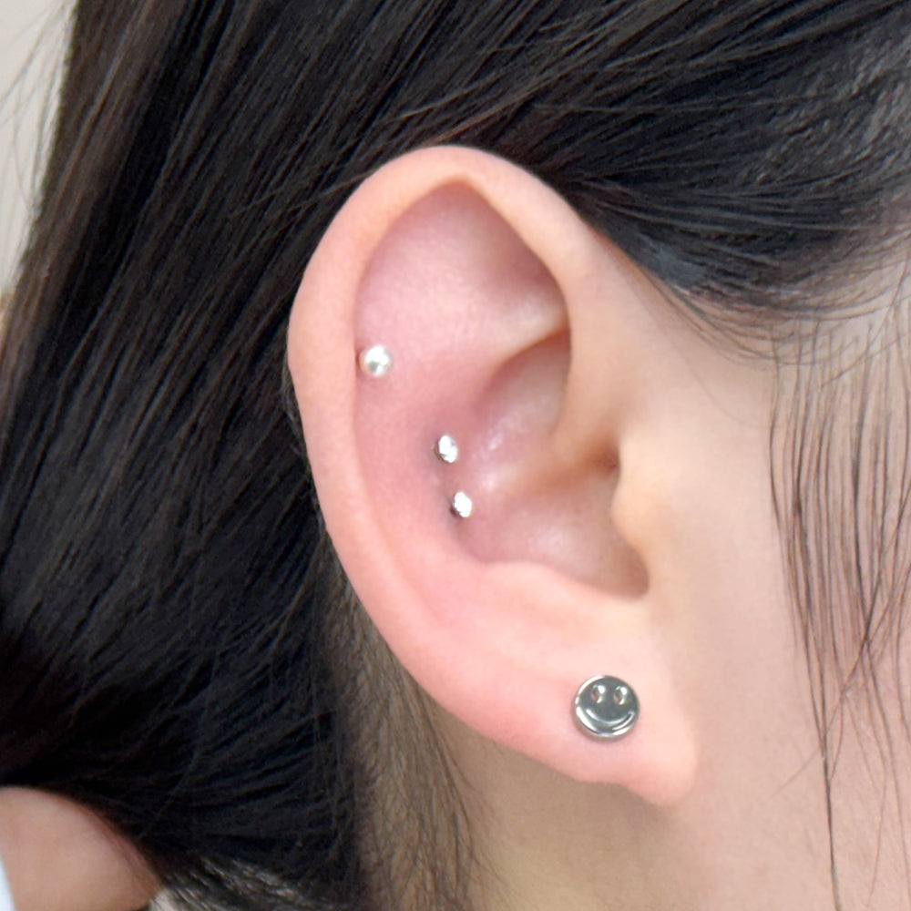 B3 002 ［サージカルステンレス］シンプルスマイルピアス