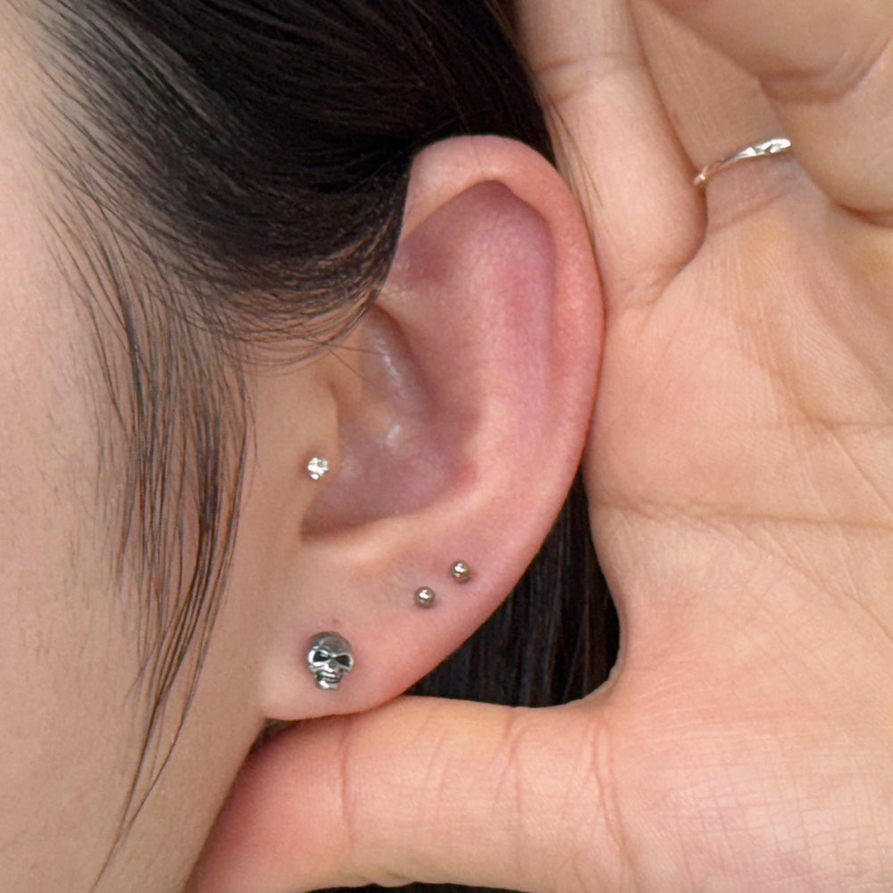 YLR 018 ［サージカルステンレス］써지컬 해골 라블렛 피어싱