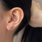 YLR 020 ［サージカルステンレス］ナイフラブレットピアス