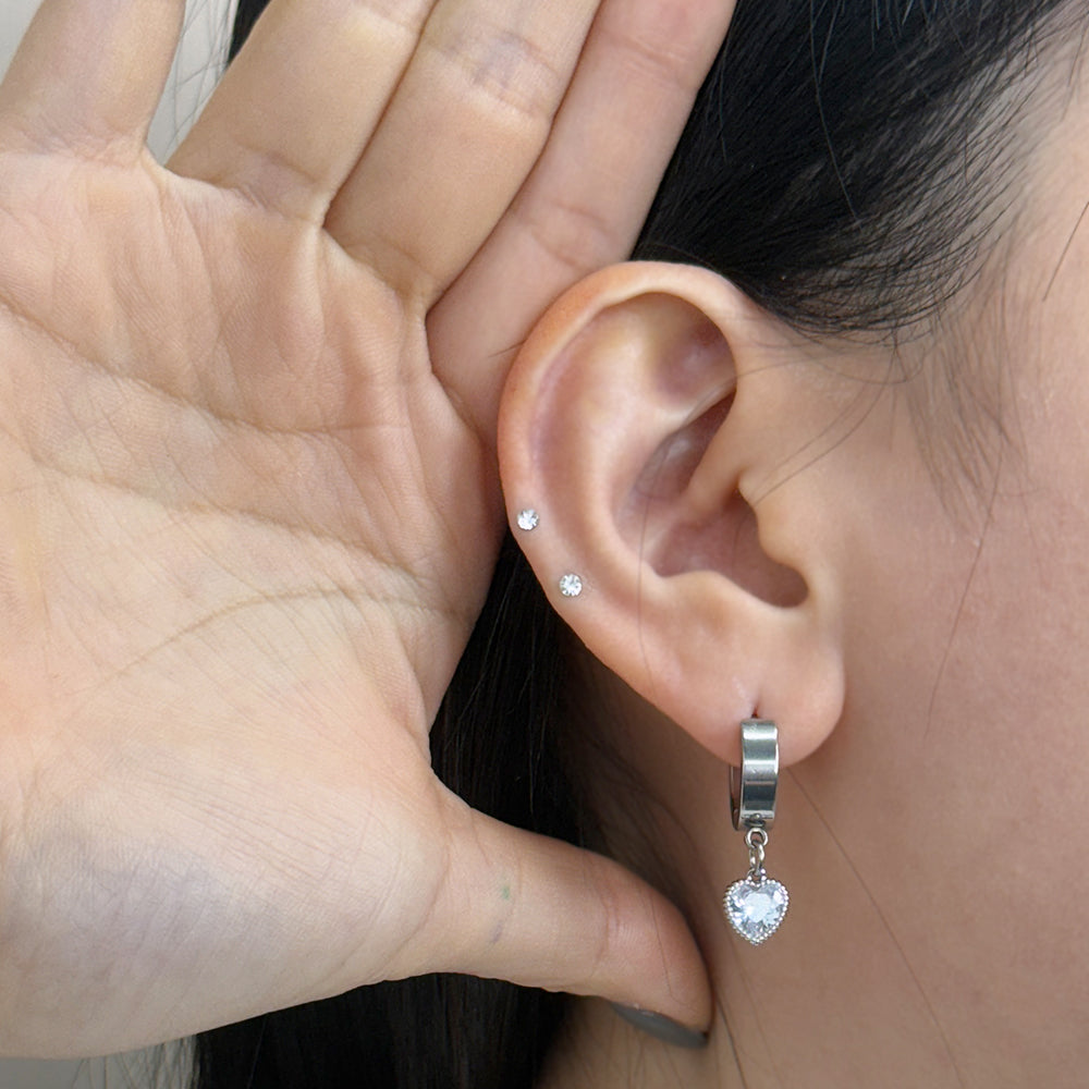 YEH 017 ［サージカルステンレス］キュービックハートリングピアス