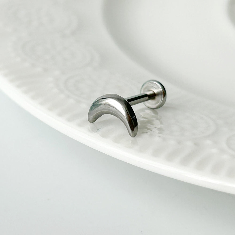 YLR 017 ［サーカルステンレス］月ラブレットピアス