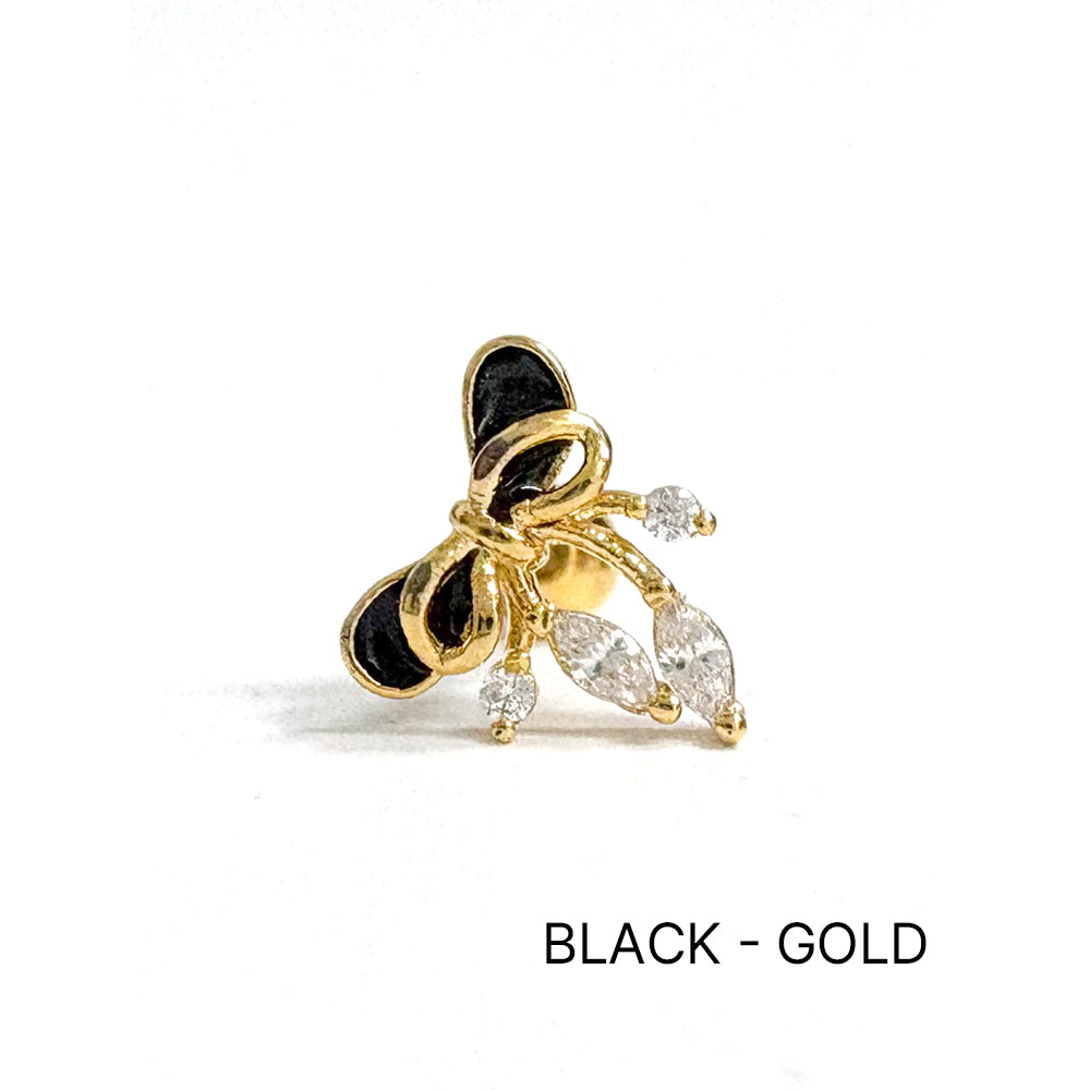 A5 299 ［サージカルステンレス］ブラックアンドホワイトリボンキュービックピアス