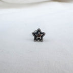B3 075 ［サージカルステンレス］ゴシック星ピアス