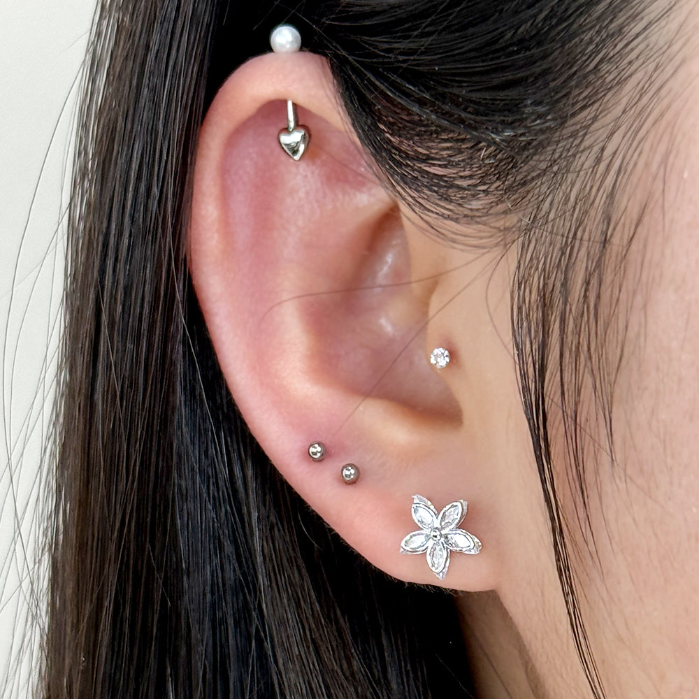 MN 016 ［サージカルステンレス］キュービックフラワーピアス