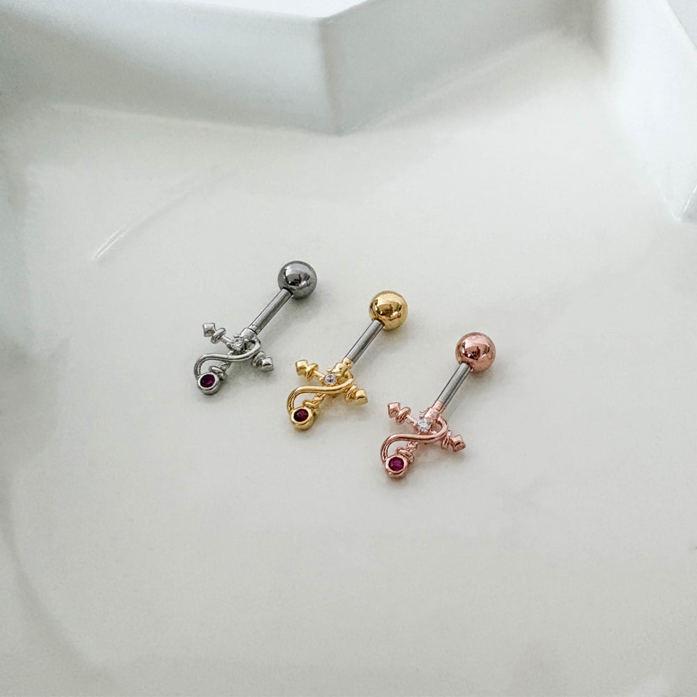 A8 272 [サージカルステンレス ]　三色十字架ピアス