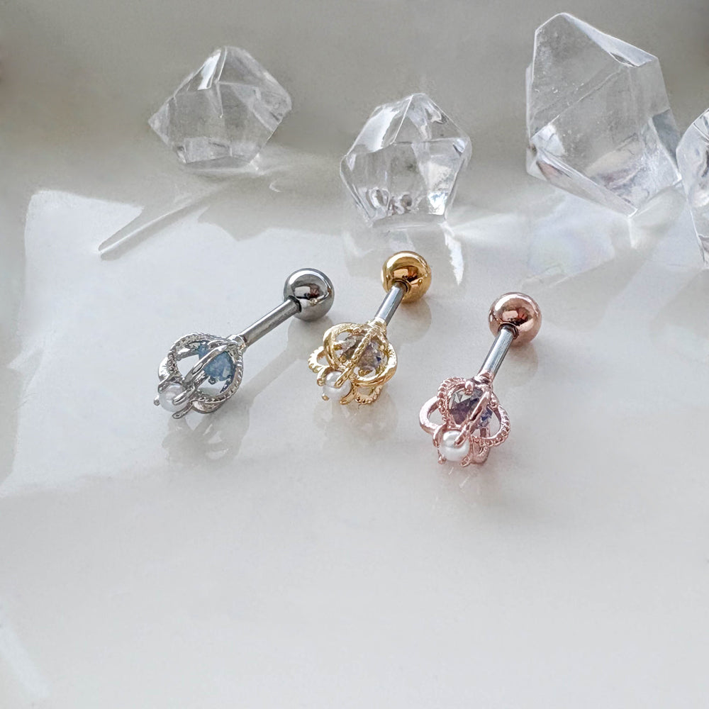 A8 275 ［サージカルステンレス］クィーンティアラピアス