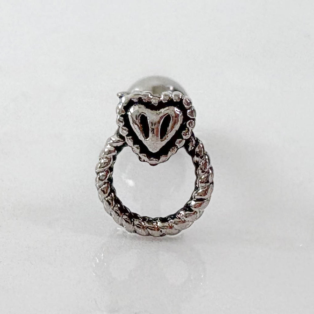 A2 227 　［サージカルステンレス］アンティークねじりリングハートピアス