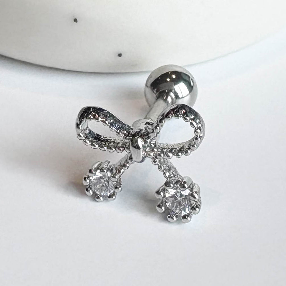 MP 165 ［サージカルステンレス］キュービックシルバーリボンピアス