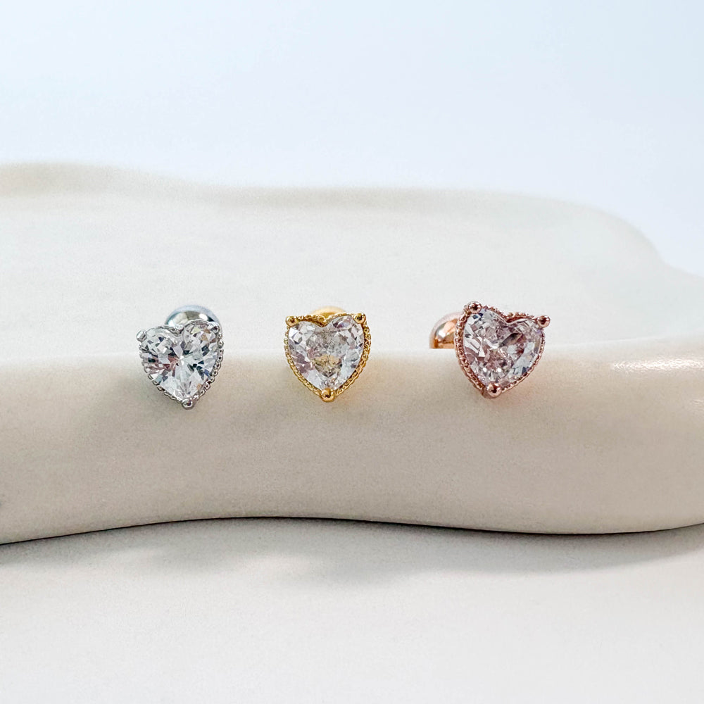 A8 238 ［サージカルステンレス］ハートピアス