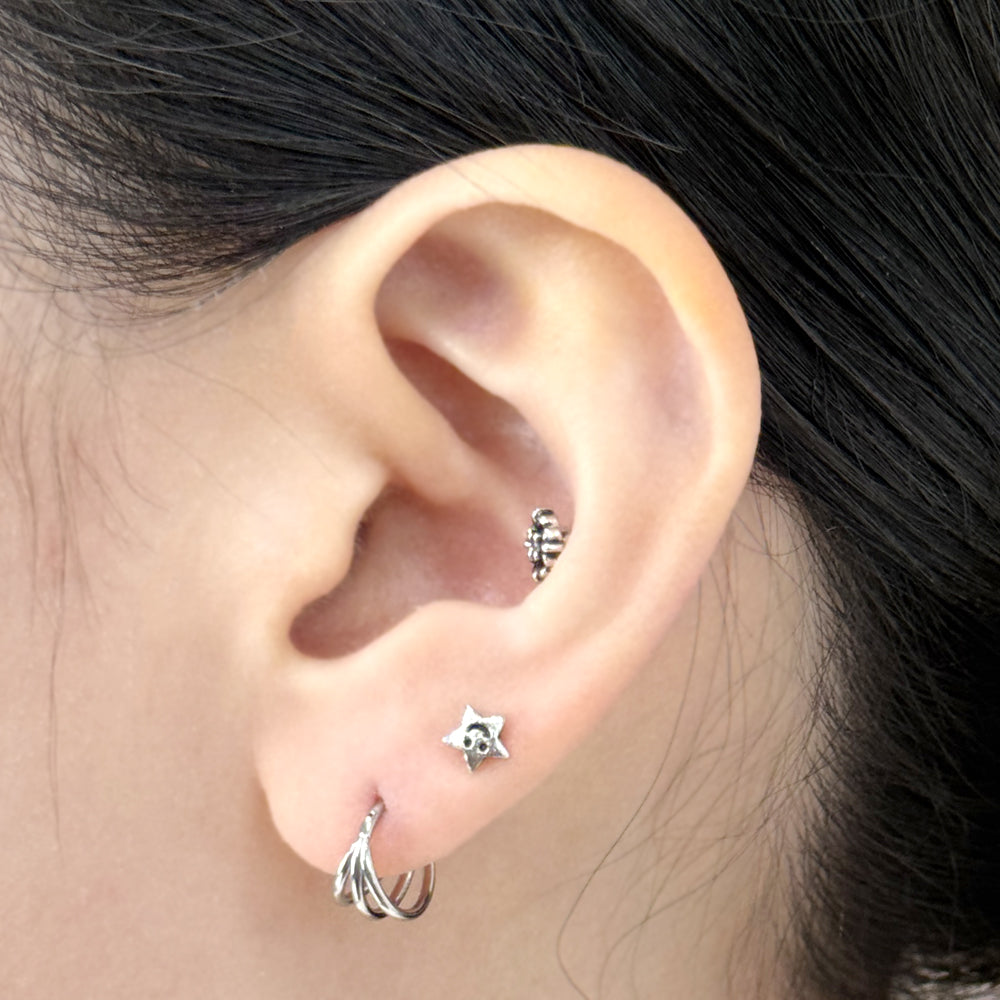 STS 022 ［サージカルステンレス］スリーラインリングピアス