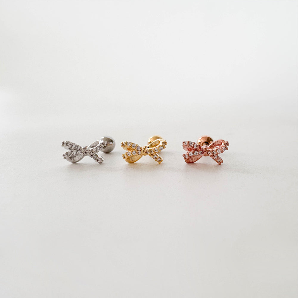 A8 292 ［サージカルステンレス］リボンピアス