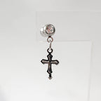 A4 115 ［サージカルステンレス］十字架ピアス