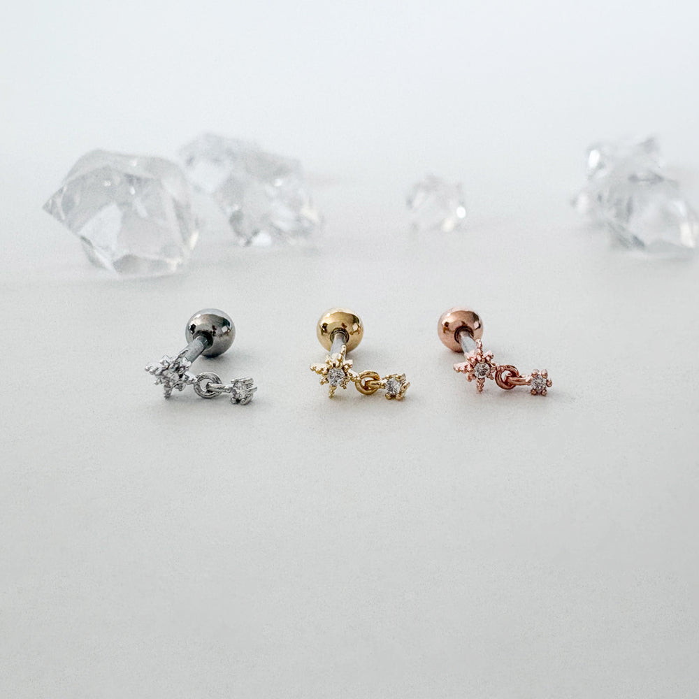 A8 286 [サージカルステンレス]　ドロップ星花ピアス