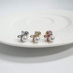 A8 252 ［サージカルステンレス］ラージパールリボンピアス