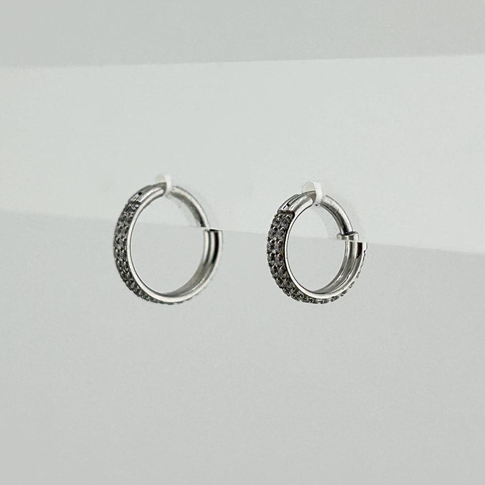 STS 045 ［サージカルステンレス　ダブルストーンリングピアス