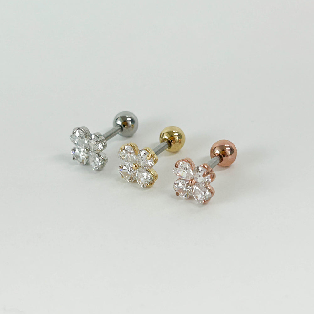 A8 270 ［サージカルステンレス］キュービック四葉のクローバーピアス