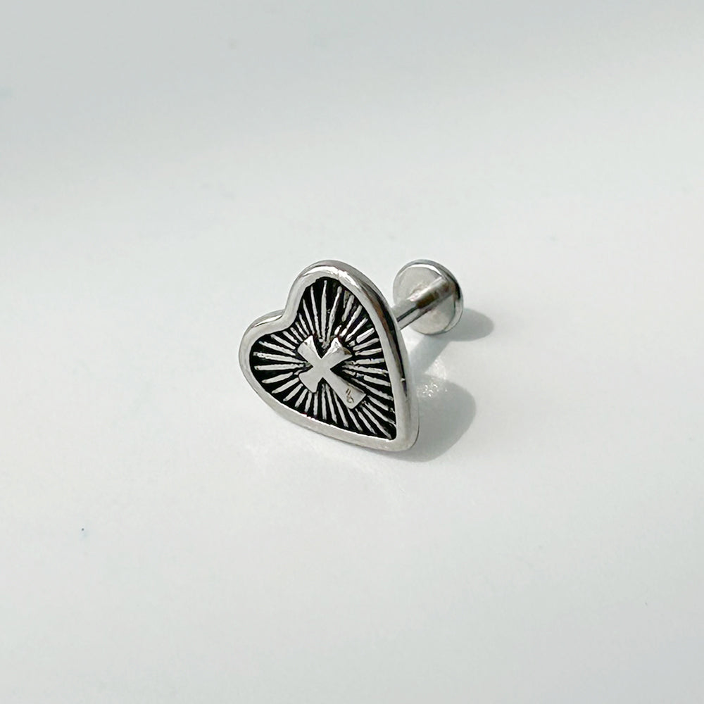 YLR 016 ［サージカルステンレス］ゴシック十字架ラブレットピアス