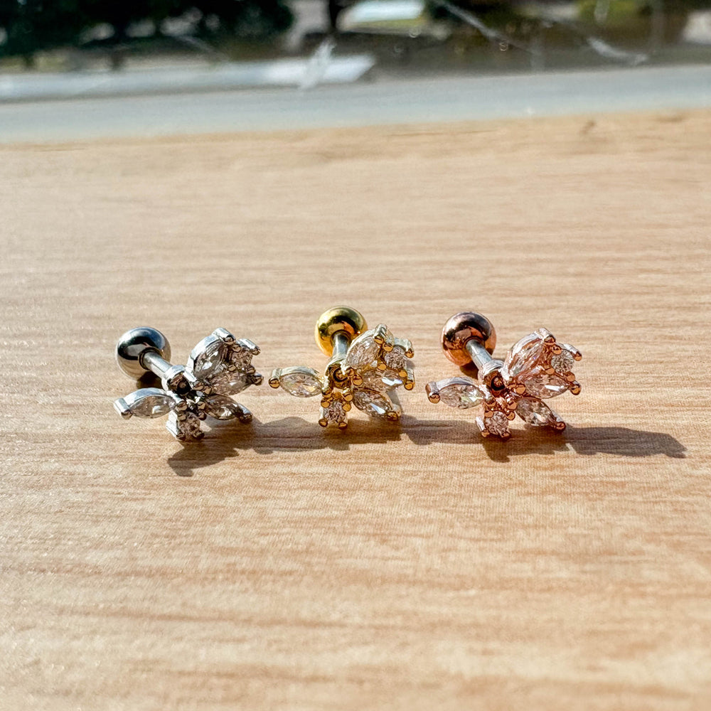 MP 119 ［サージカルステンレス］キュービック葉っぱ＆羽ピアス