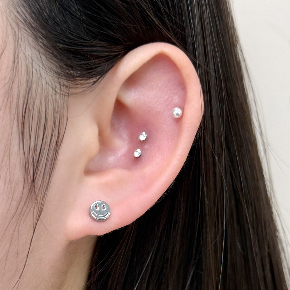 B3 002 ［サージカルステンレス］シンプルスマイルピアス
