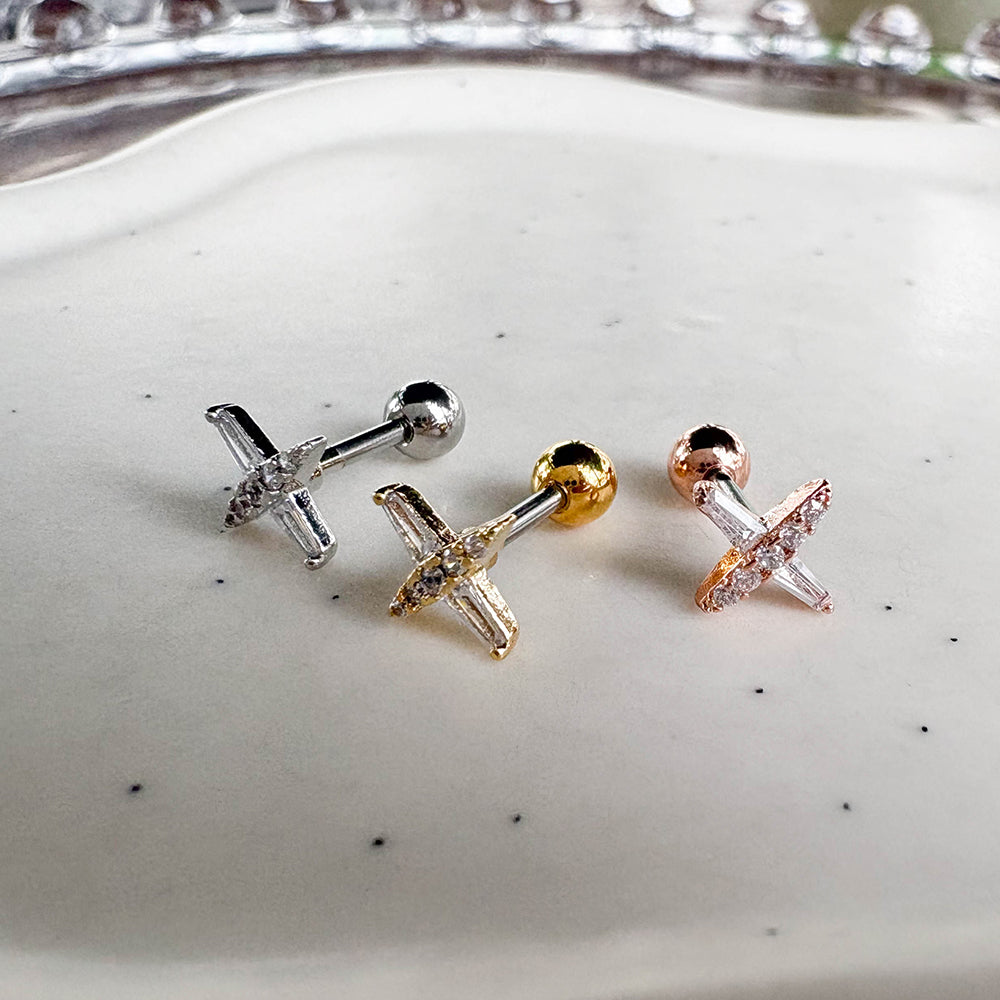 MN 191 ［サージカルステンレス］キュービッククリスタル星ピアス