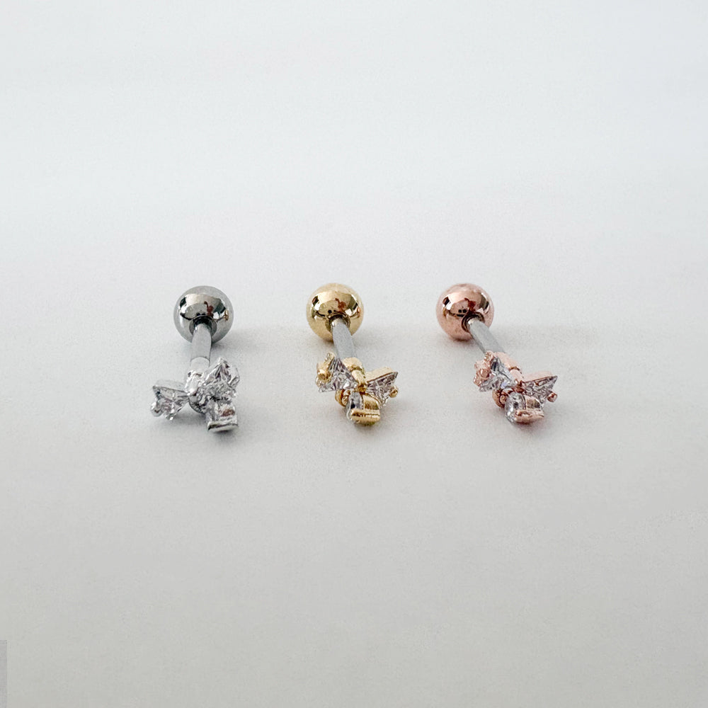 A8 293［サージカルステンレス］リボンドロップピアス