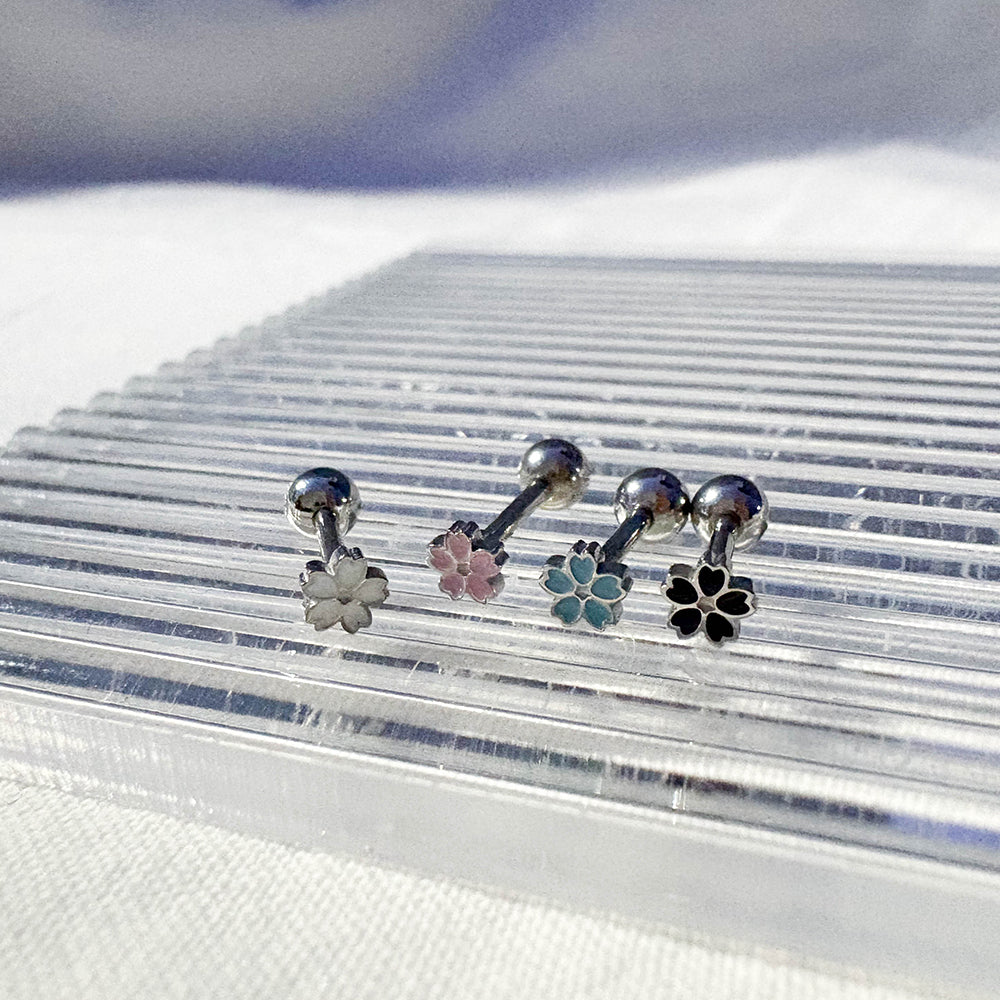 B3 101 ［サージカルステンレス］シンプル桜ピアス