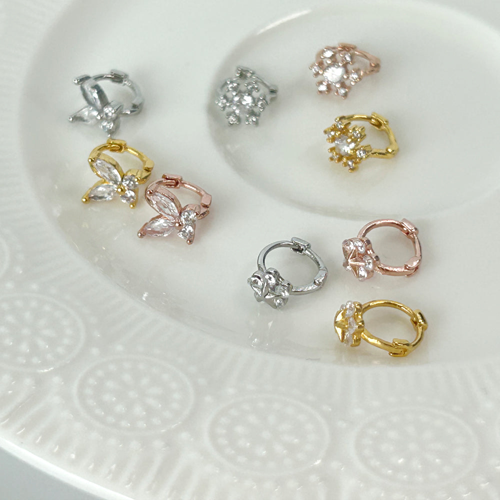 MN 147 ［サージカルステンレス］キュービックワンタッチ星，雪の結晶ピアス