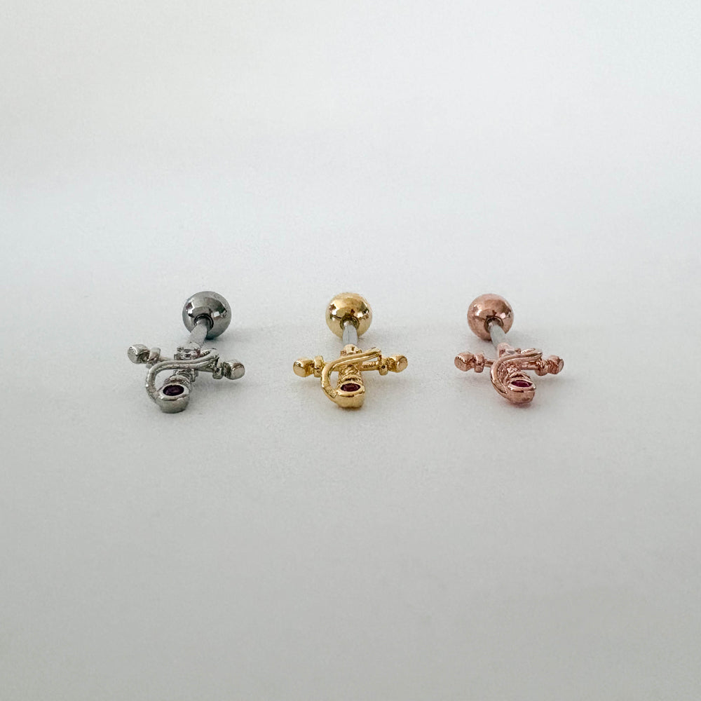 A8 272 [サージカルステンレス ]　三色十字架ピアス