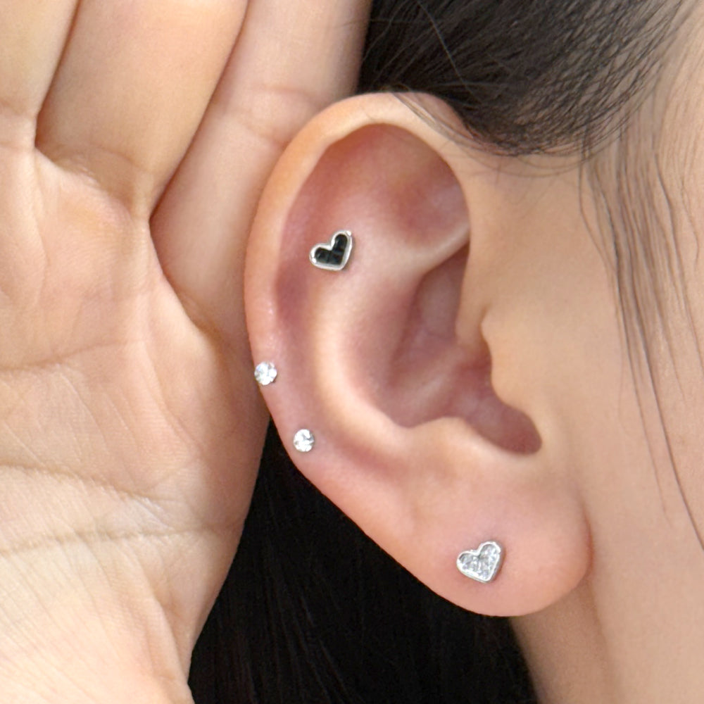 A8 260 ［サージカルステンレス］スモールハートピアス