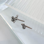 A2 243 アンティーク薔薇ナイフピアス