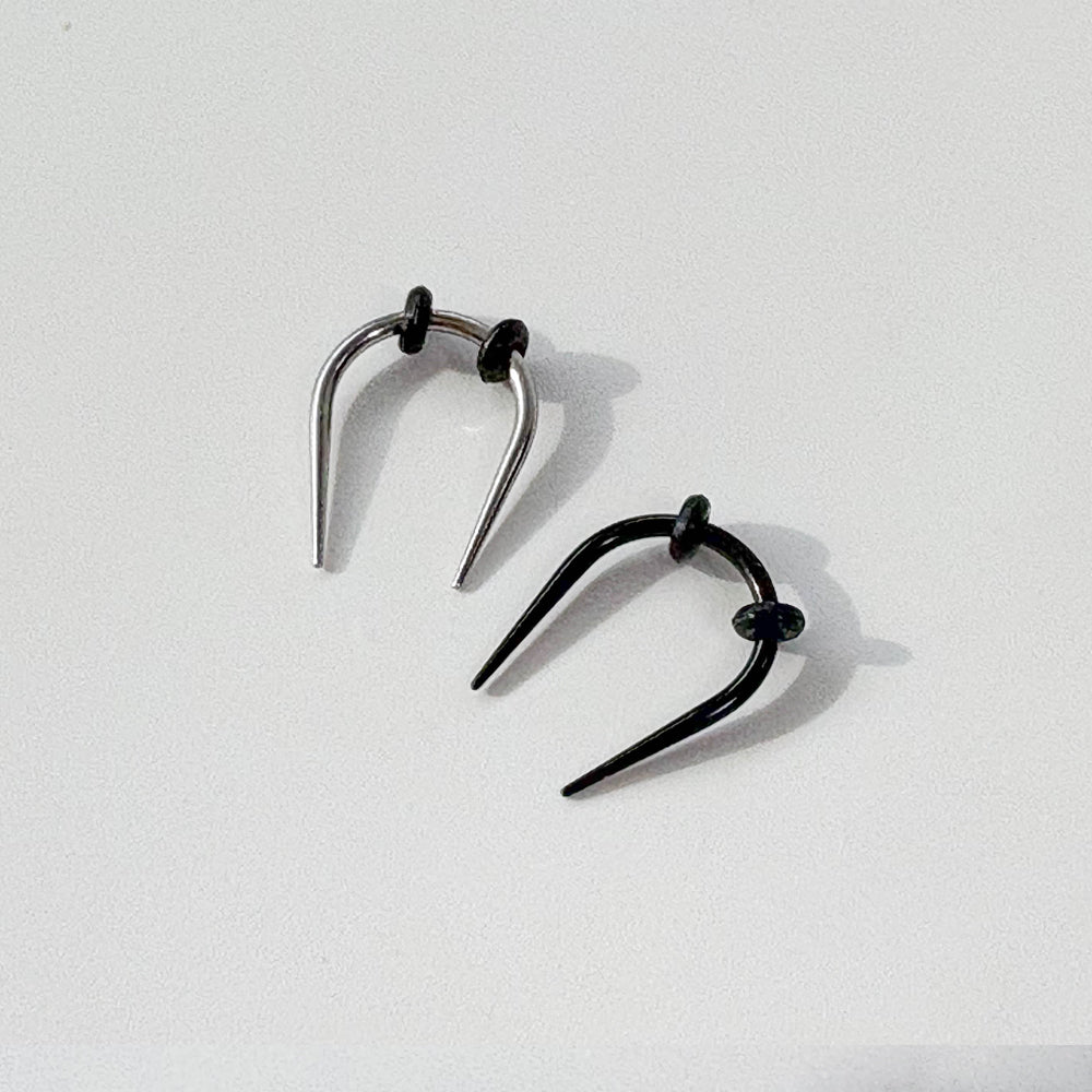 A2 239 ［サージカルステンレス］Uカーブニードルピアス　