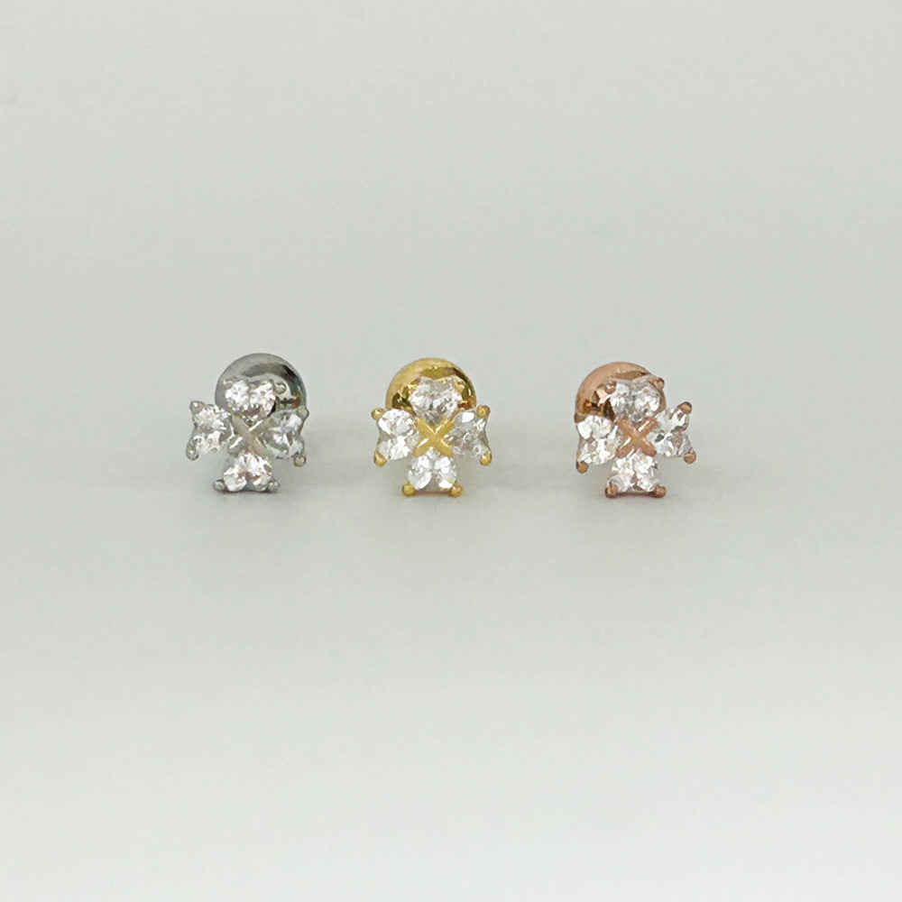 A8 261 ［サージカルステンレス］キュービック四葉のクローバーピアス