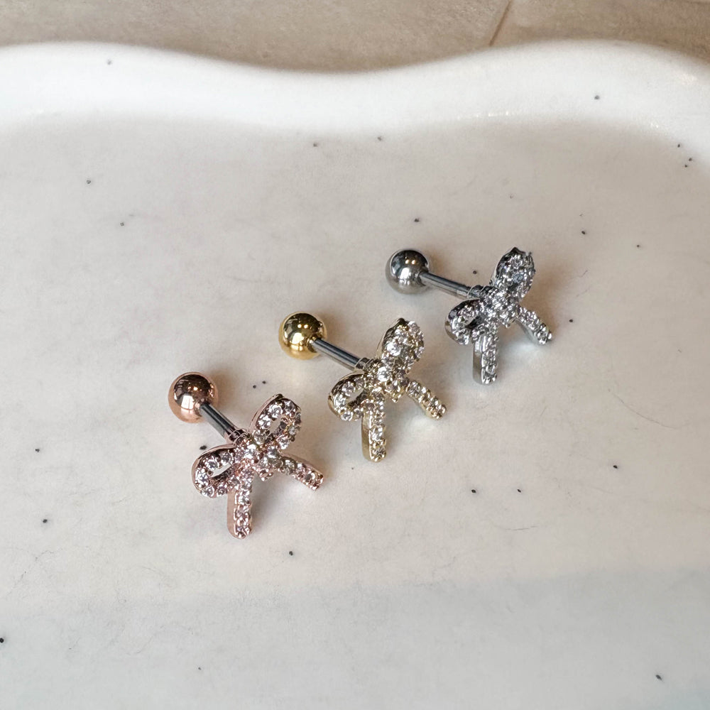 MP 163 ［サージカルステンレス］キュービックリボンピアス