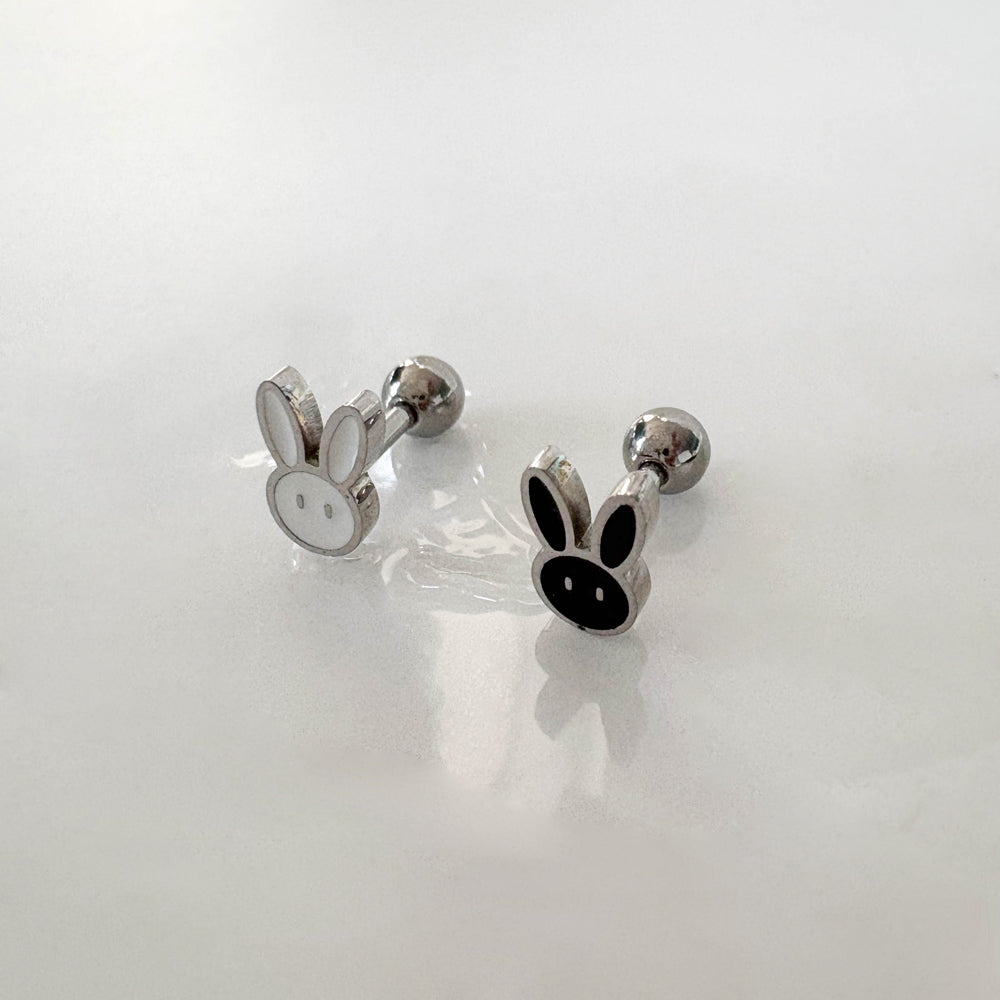 B3 030 ［サージカルステンレス］シンプルモノうさぎピアス