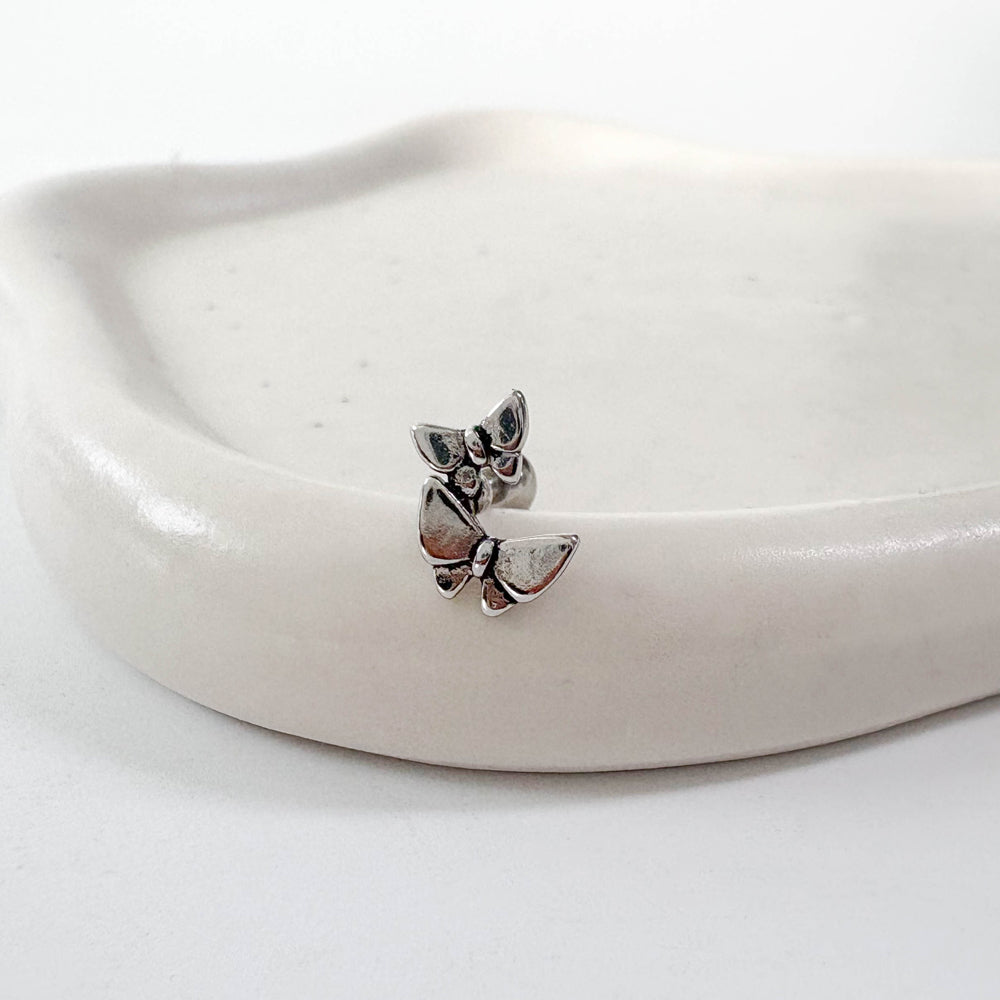 A2 253 ［サージカルステンレス］アンティーク蝶々ピアス