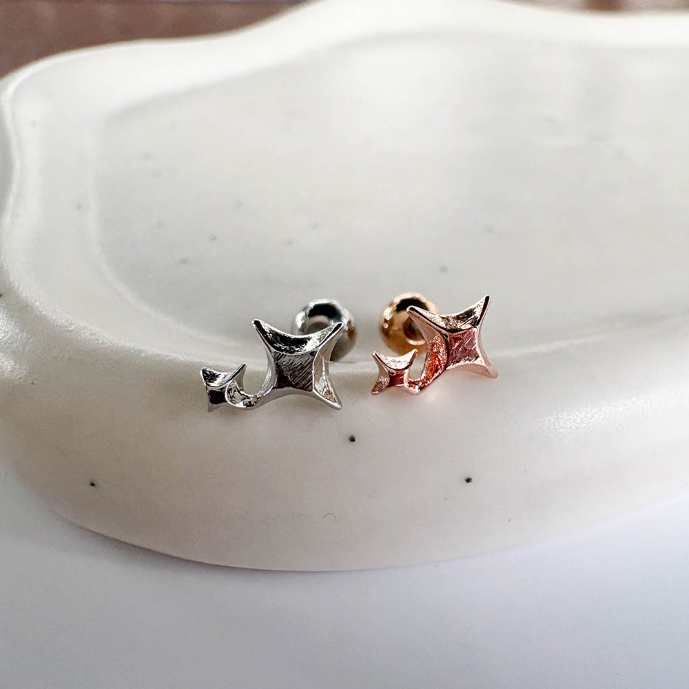 MJ 071 ［サージカルステンレス］星ピアス