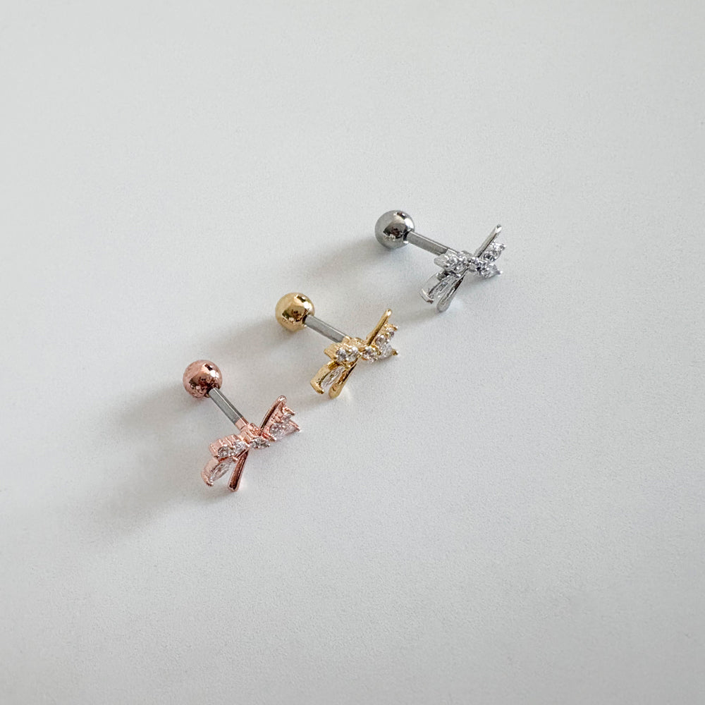 A8 300 ［サージカルステンレス］リボンラインピアス