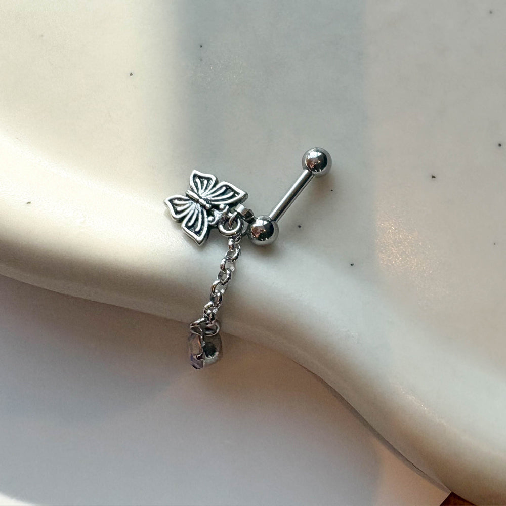 A2 248 ［サージカルステンレス］アンティーク蝶々ピアス