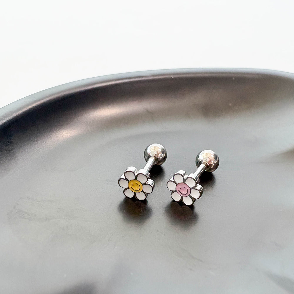 B3 025 ［サージカルステンレス］パステルスタイルスマイル花ピアス