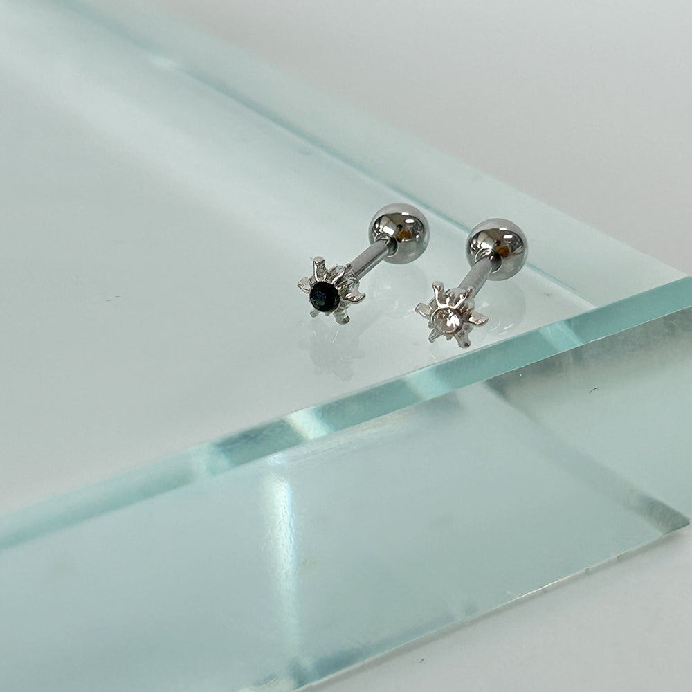 A2 184 ［サージカルステンレス］ストーン太陽ピアス