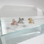 A5 299 ［サージカルステンレス］ブラックアンドホワイトリボンキュービックピアス