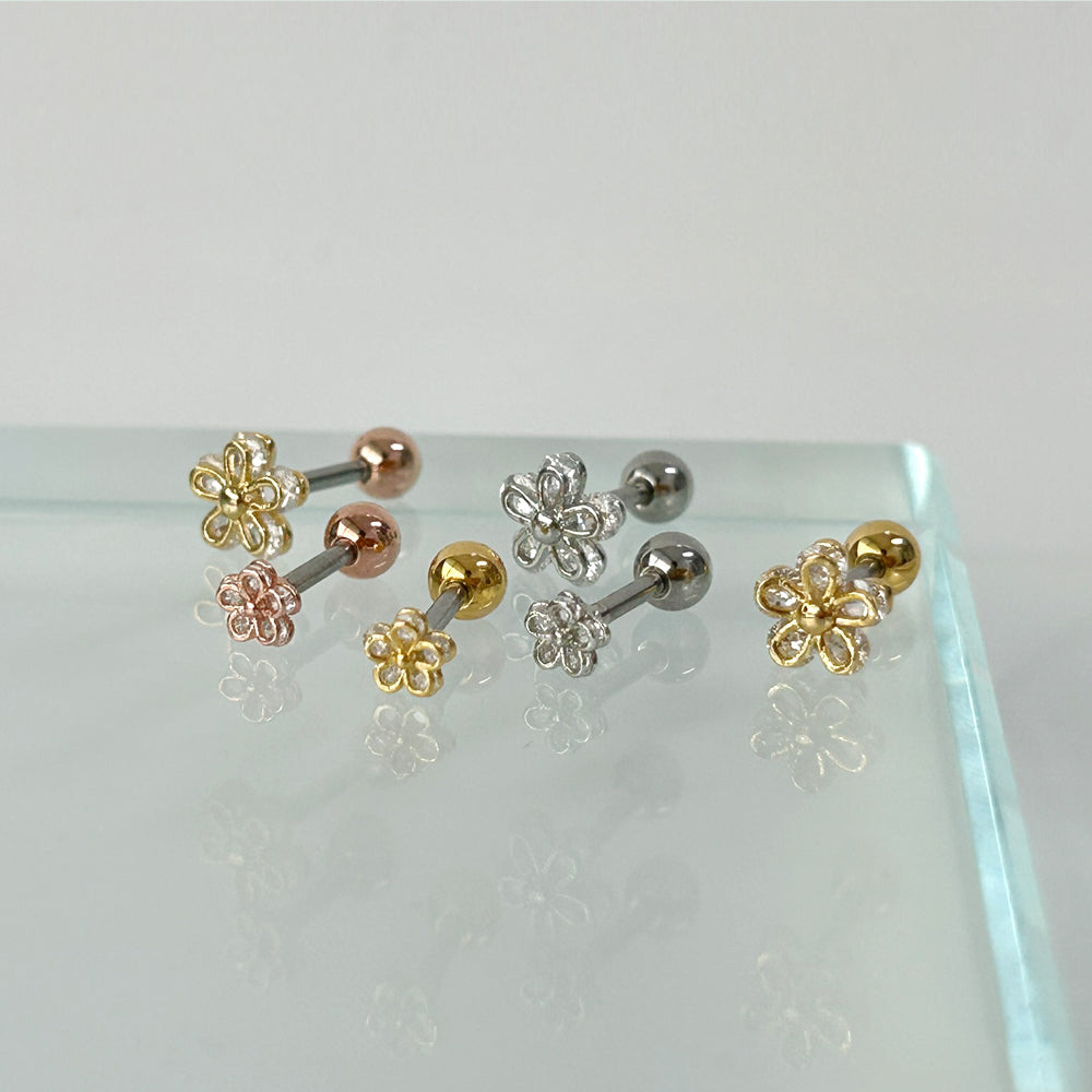 MN 113 ［サージカルステンレス］シンプルキュービックストーン花ピアス