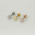 A8 261 ［サージカルステンレス］キュービック四葉のクローバーピアス