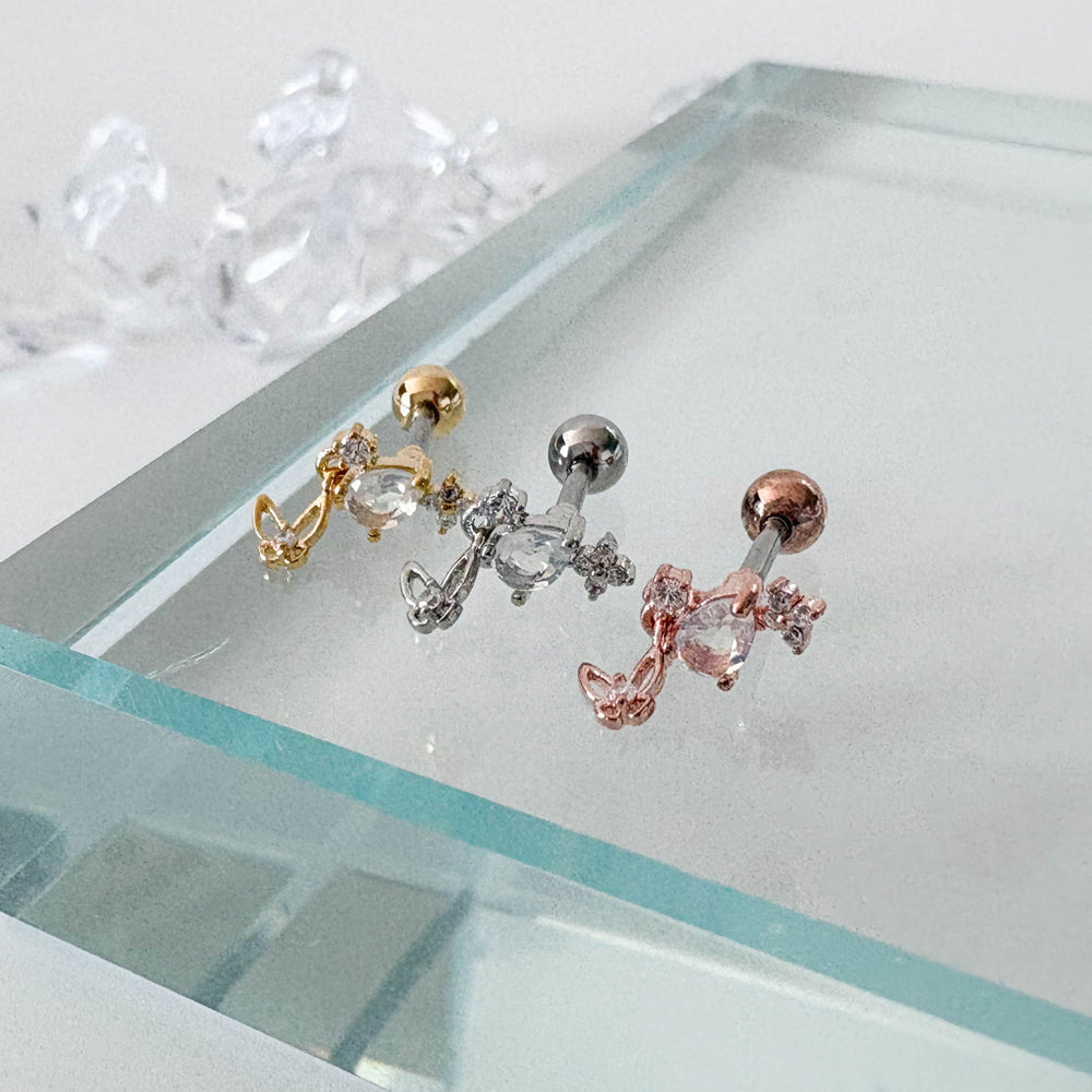 A8 297 [サージカルステンレス]　雫ストーンピアス