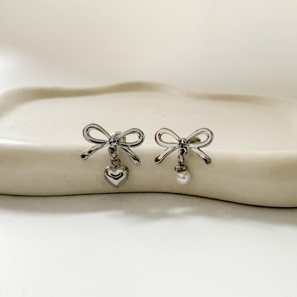 B3 039 ［サージカルステンレス］リボンパールドロップピアス