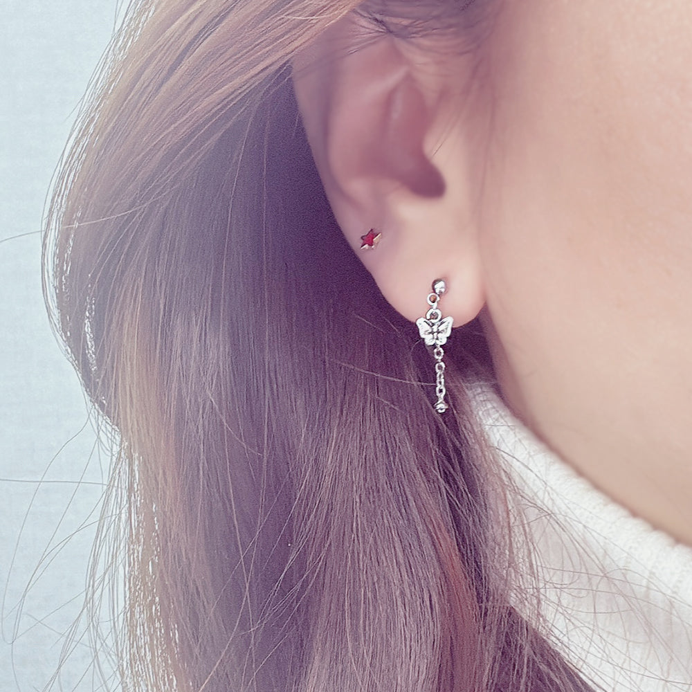 A2 238 ［サージカルステンレス］アンティーク蝶々ロングドロップピアス